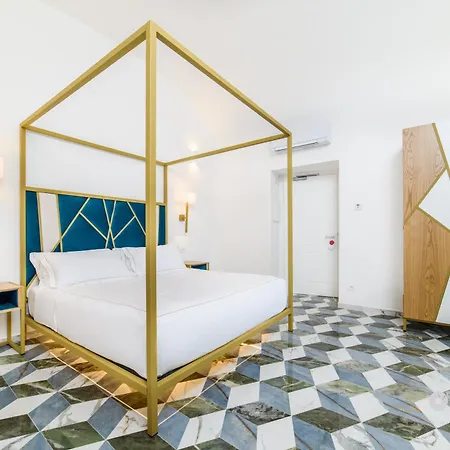 Palazzo Vitagliano 4* Амальфі