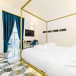 Pensión Palazzo Vitagliano 4*