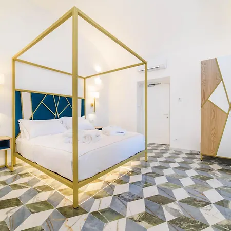 Palazzo Vitagliano Konukevi 4*